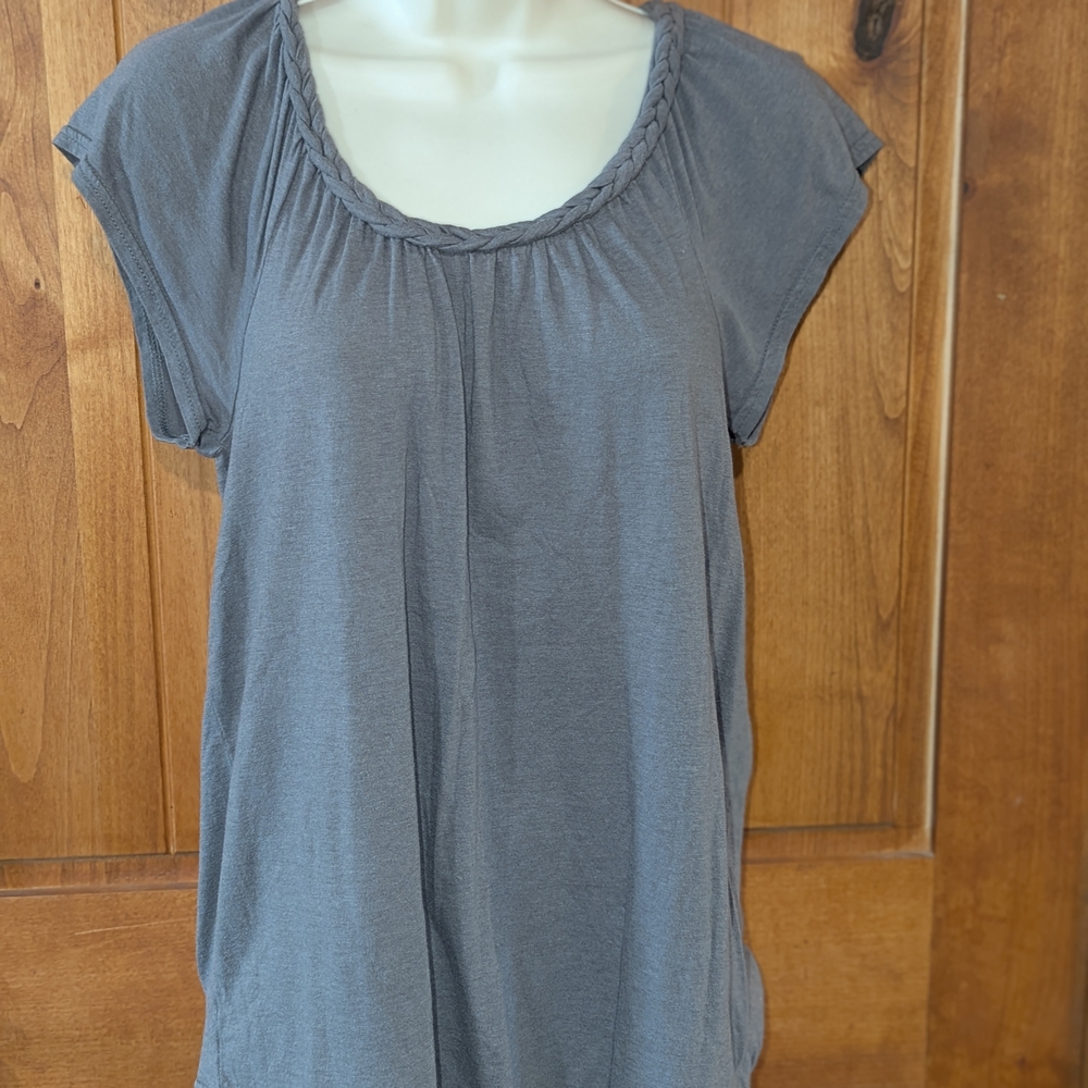 GAP Gray Women's‎ Top